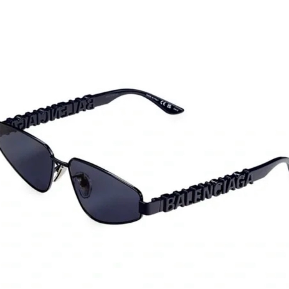 New Balenciaga Dark Sunglasses with Bold Branding